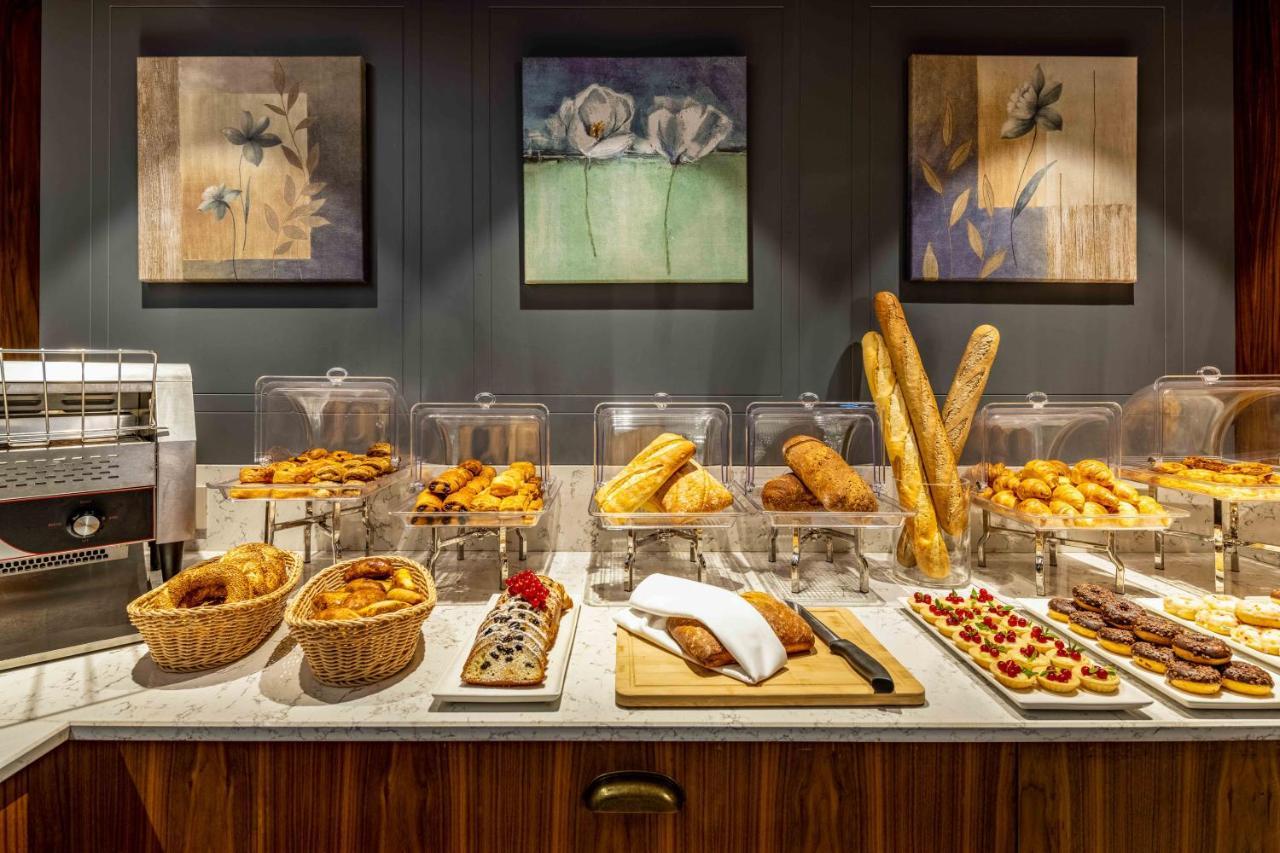 イスタンブール Tzl スイーツアパートホテル エクステリア 写真 A breakfast buffet at a hotel