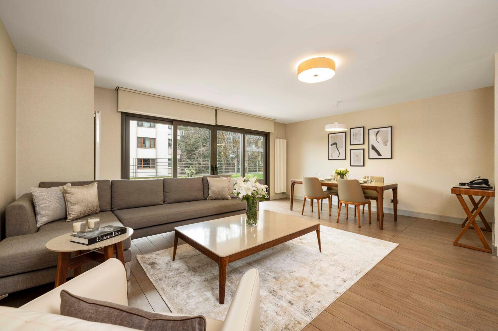 イスタンブール Tzl スイーツアパートホテル エクステリア 写真 A staged apartment